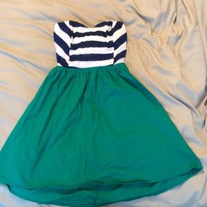 Strapless dress